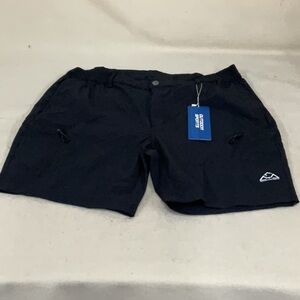 NWT men’s outdoor sports shorts